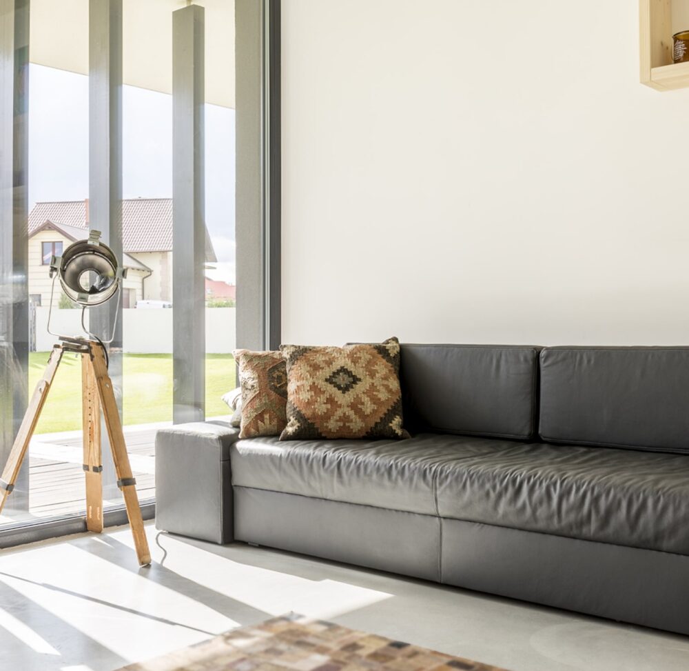 Aluminum glass and window service in Dubai | Glass Door Repair